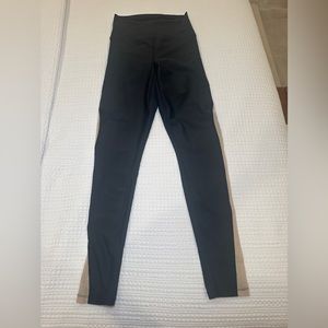 Barely used leggings in like new condition.